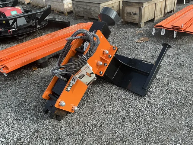 SKID STEER POST DRIVER