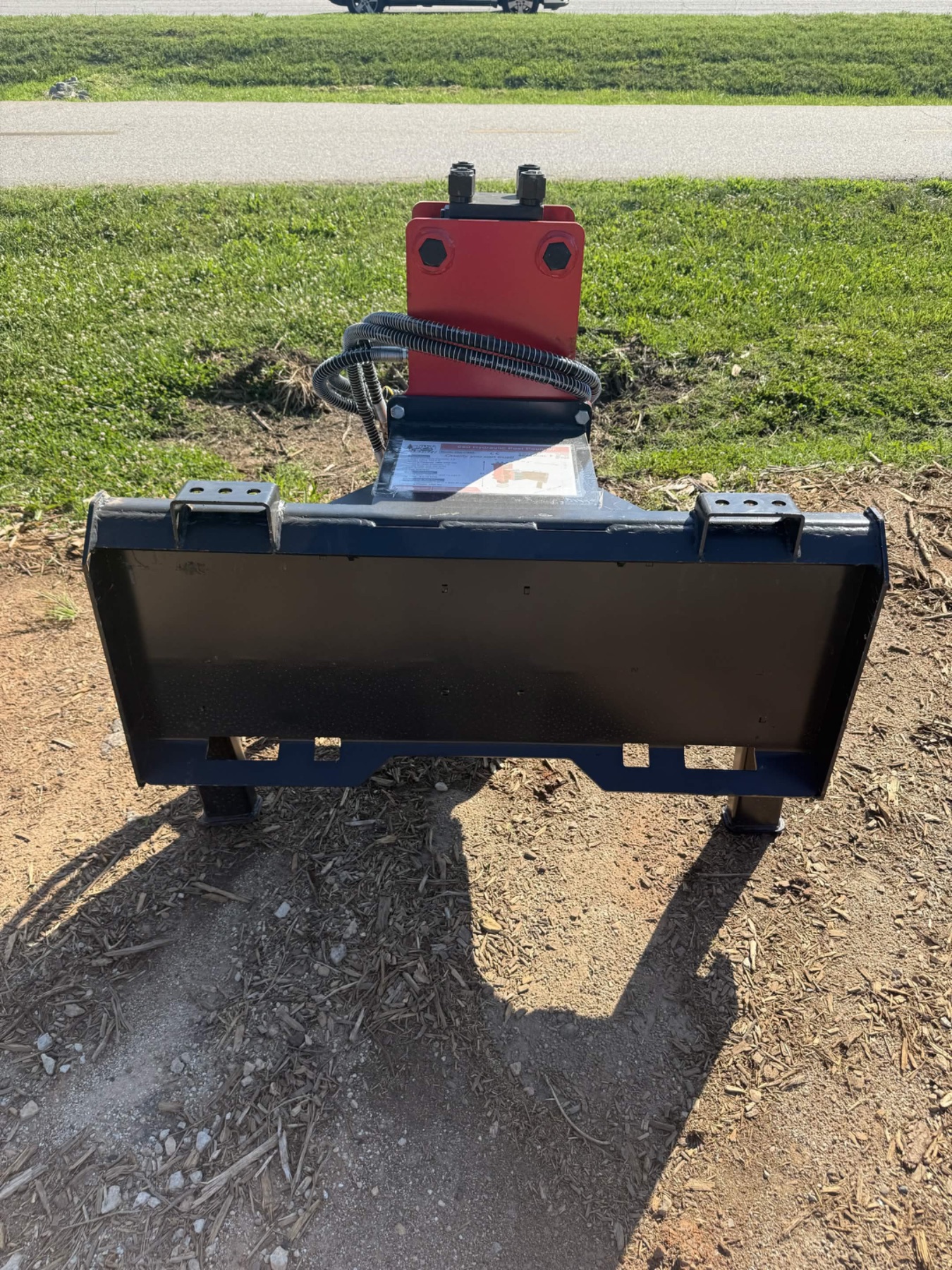 Skid Steer Post Driver / 680 thumbnail 2