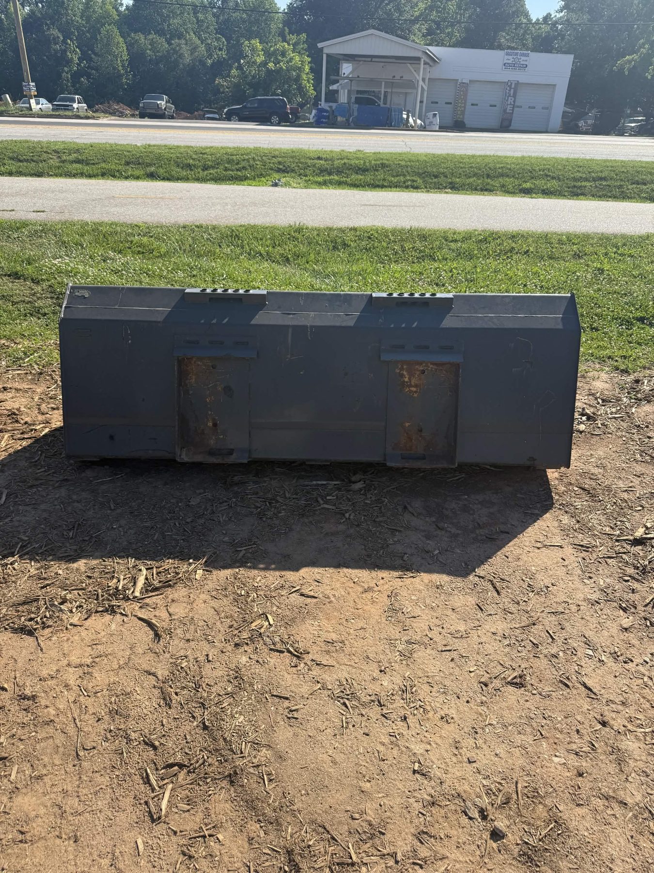 Skid Steer 80in Material Bucket thumbnail 2
