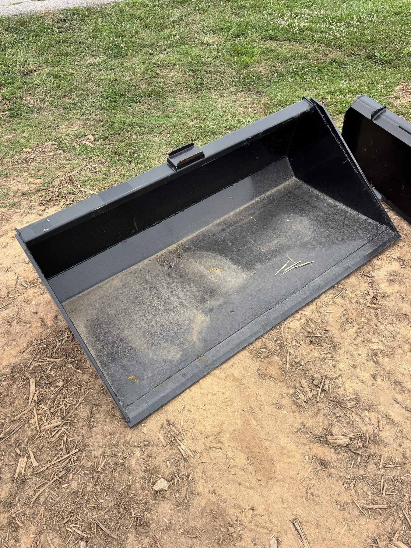 Skid Steer 66in Smooth Bucket