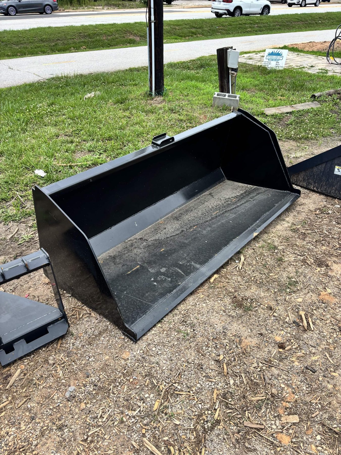 Skid Steer 84in Material Bucket