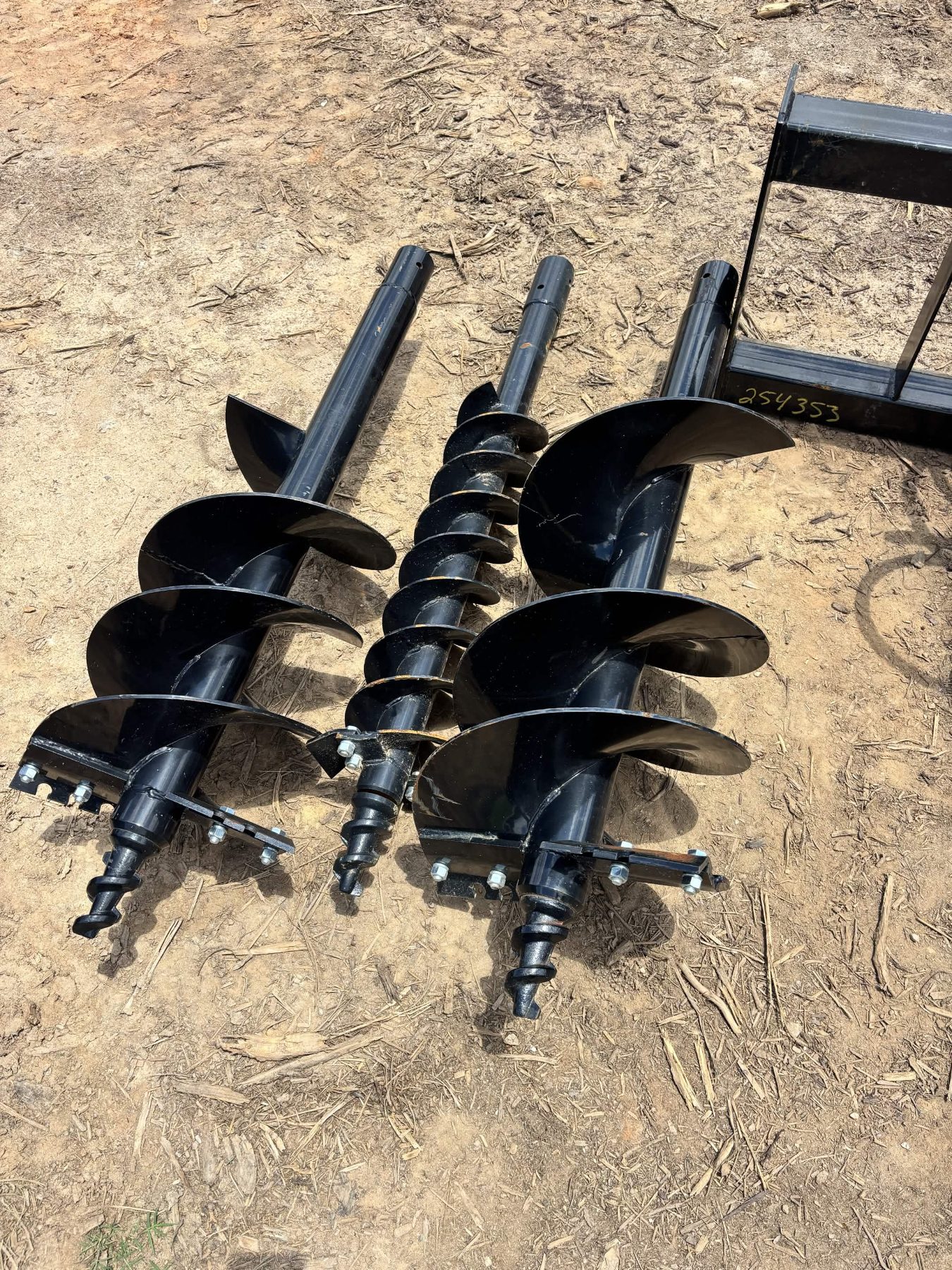 Skid Steer Hydraulic Auger w/ 3 Bits thumbnail 2