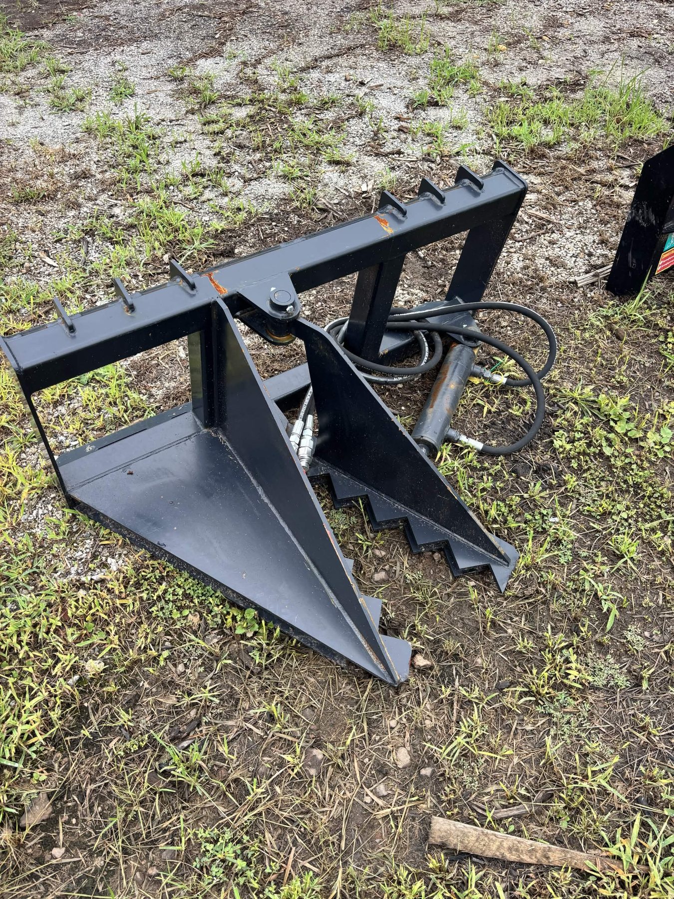 Skid Steer Hydraulic Tree & Post Puller